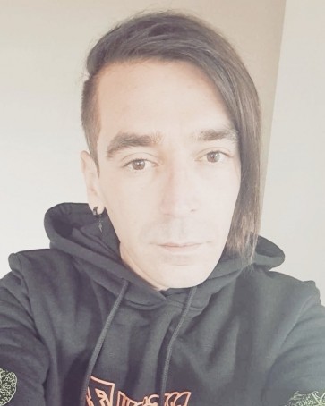 Alex, 33, United Kingdom