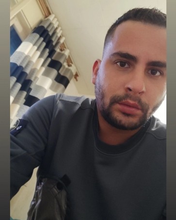 Eti Magneto, 28, Italy