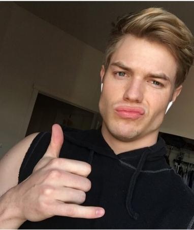 Mark, 28, United States