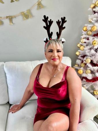 Linda Botha, 55, South Africa