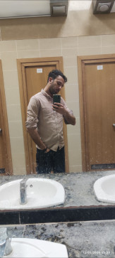 Alex, 32, Australia