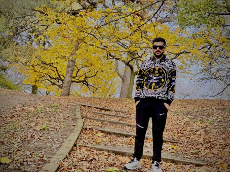 Ari, 25, United Kingdom