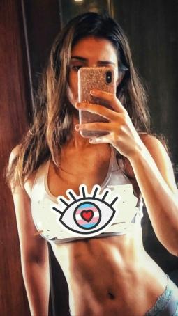 Juliana, 27, India