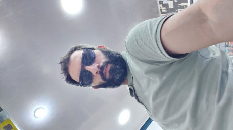 Iam Here, 32, Algeria