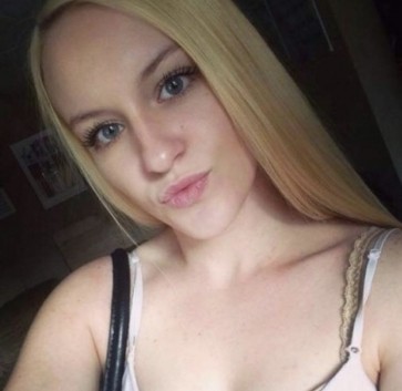 Emery, 21, United Kingdom