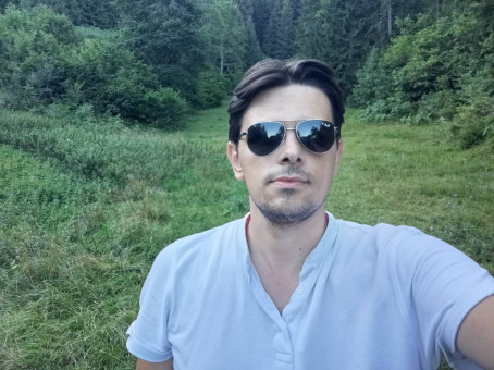 NnnS, 28, Serbia