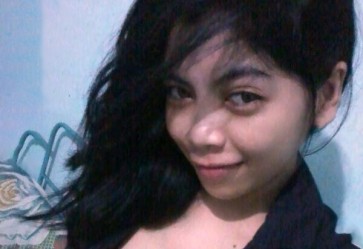 Dalisay, 22, Indonesia