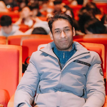 Afroz, 32, India