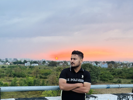 Abhi, 25, India