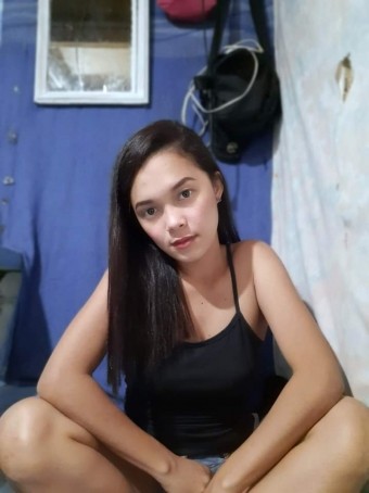 Tina, 24, Philippines