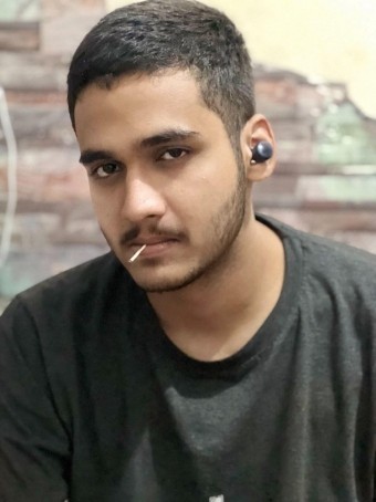 Devansh, 21, India