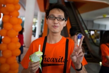 Chillz, 25, Singapore