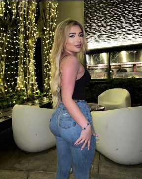 Reyaa, 20, United States