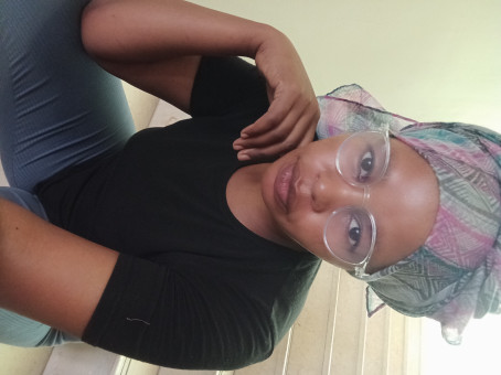 Hellen , 37, Kenya