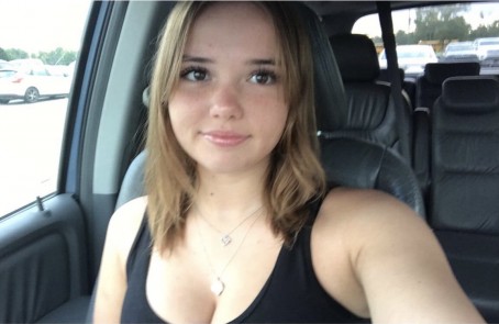 Katherine, 18, United States