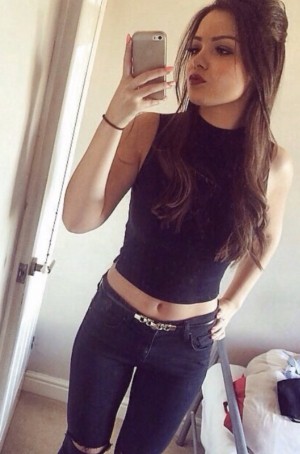 Jess, 19, United Kingdom