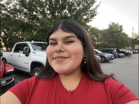Rachelle, 20, United States
