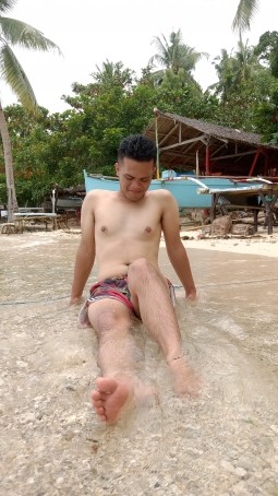 Dave , 23, Philippines