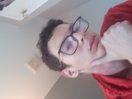 Youssef, 19, Canada