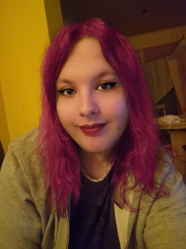 ChloXine, 25, Germany
