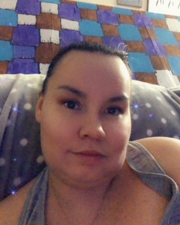 Belinda Dzus, 31, Canada