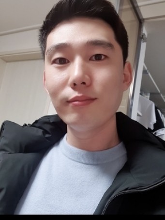 Lyan, 30, Canada