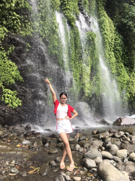 Aia, 21, Philippines