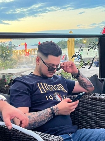 Chris, 23, Germany
