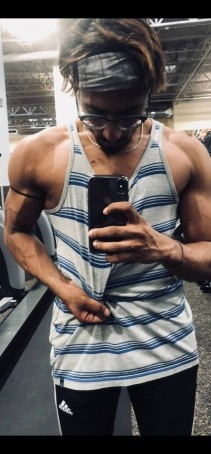 Moh, 25, United States