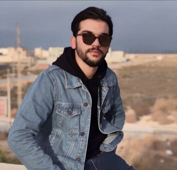 Adrian Ronald, 26, Italy