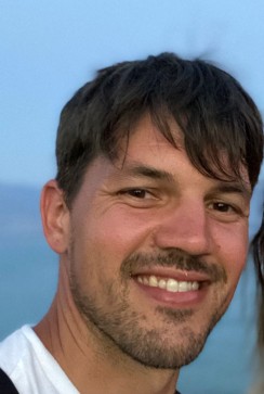 Alexander Grau, 40, Germany