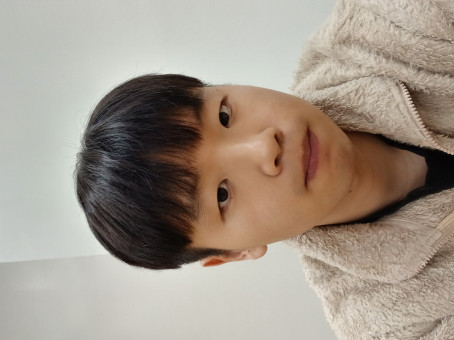 Junho, 22, Japan