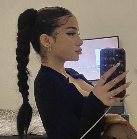 Ariell, 19, United Kingdom