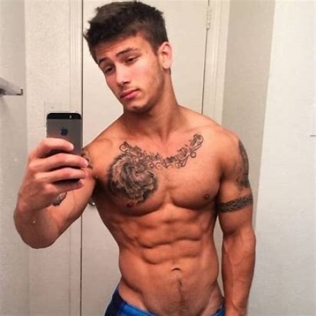 Hotguy, 20, China