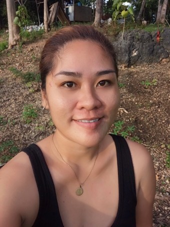 Che, 28, Philippines