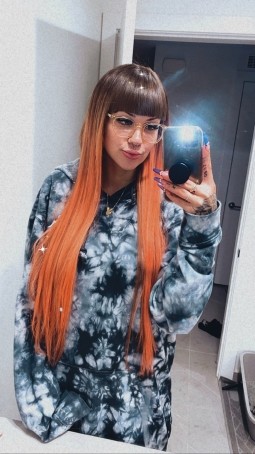 Lorretta, 23, United States