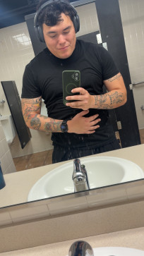 Zay, 27, United States