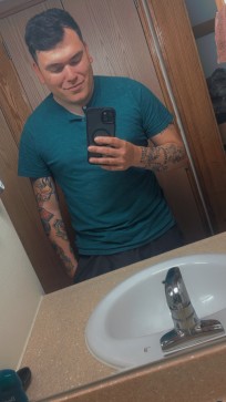 Zay, 27, United States