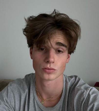 Steve, 18, United States