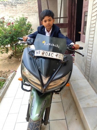 Laadi, 22, India