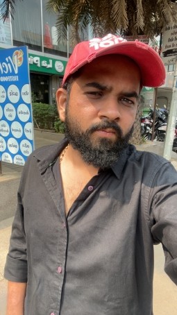 Yash, 26, India