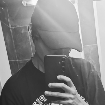 Bruno, 23, Spain
