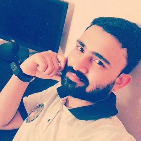 Vishu Vishwajeet , 27, India