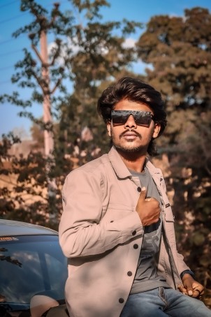 Hey Favvu, 20, India