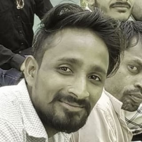 Romiyo, 21, India