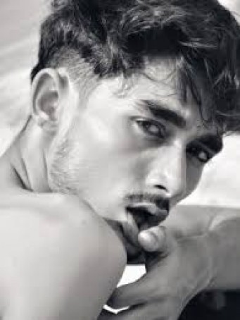 Aryan, 28, India