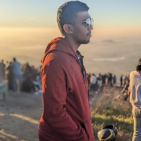 Nike, 19, India