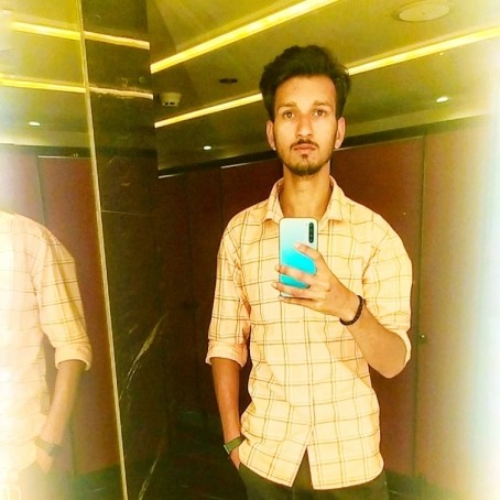 Utkarsh Singh, 21, India