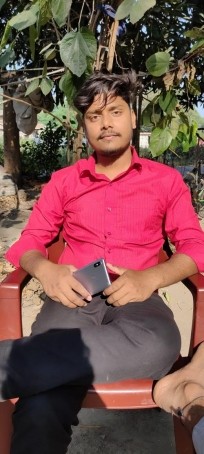 Roushan, 25, India