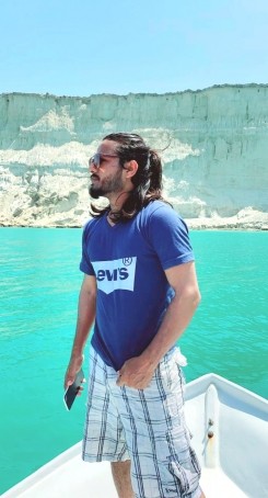 Immi, 25, United States